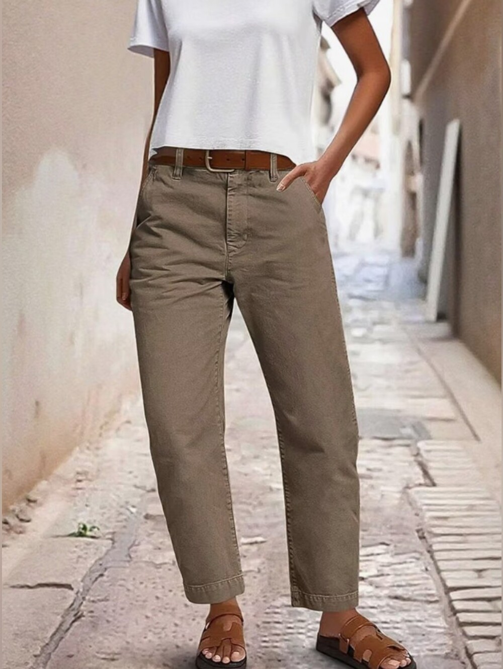 Flamingals Straight Leg Barrel Leg Taupe Chino Pants NWT Medium